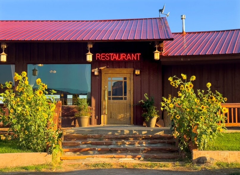 More Photos Of 2523 UT-24, Torrey Hotel For Sale