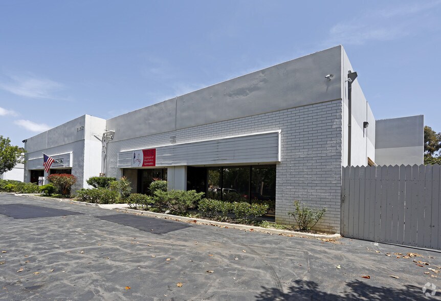 More Photos Of 23252 Del Lago Dr, Laguna Hills Warehouse For Lease