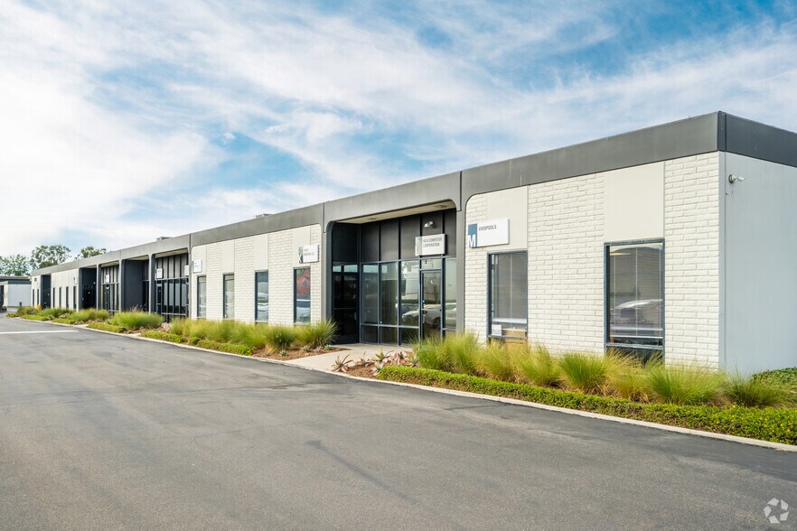 More Photos Of 17971 Sky Park Cir, Irvine Light Manufacturing For Lease