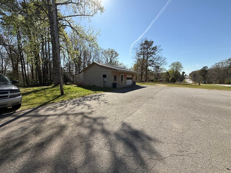 More Photos Of 1429 Athens Rd, Crawford Flex For Sale