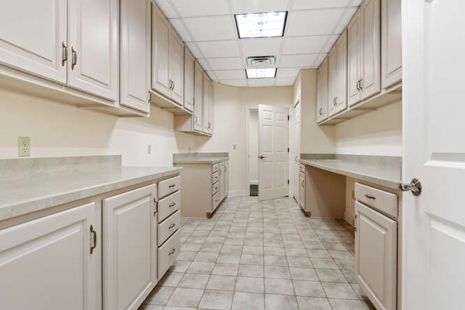 More Photos Of 1103 S Talbot St, Saint Michaels Loft Creative Space For Sale