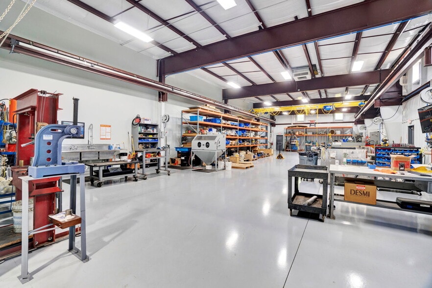 More Photos Of 2311 Executive St, Charlotte Warehouse For Sale