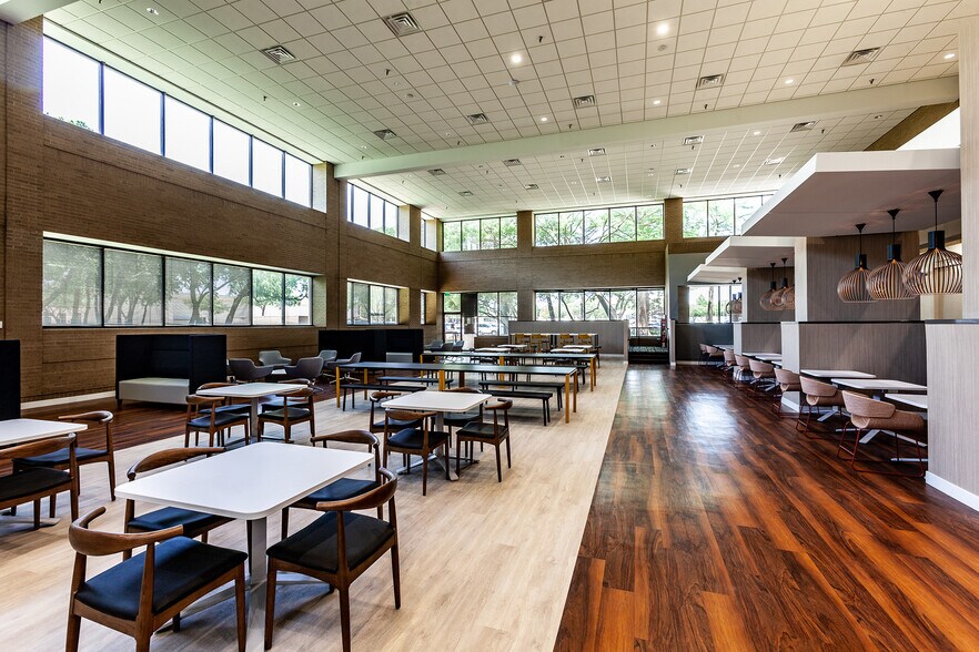 More Photos Of 1301 E Collins Blvd, Richardson Office For Lease