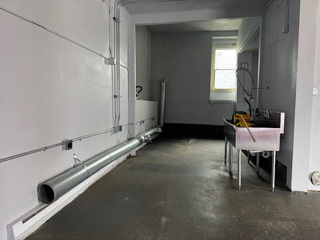 More Photos Of 4001 Wallingford Ave N, Seattle Freestanding For Lease