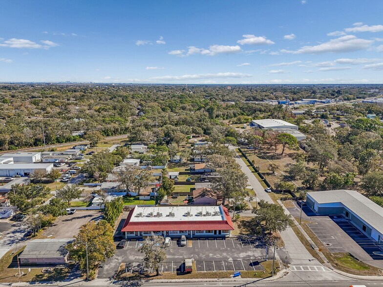 More Photos Of 8625 66th St N, Pinellas Park Storefront Retail Office For Sale