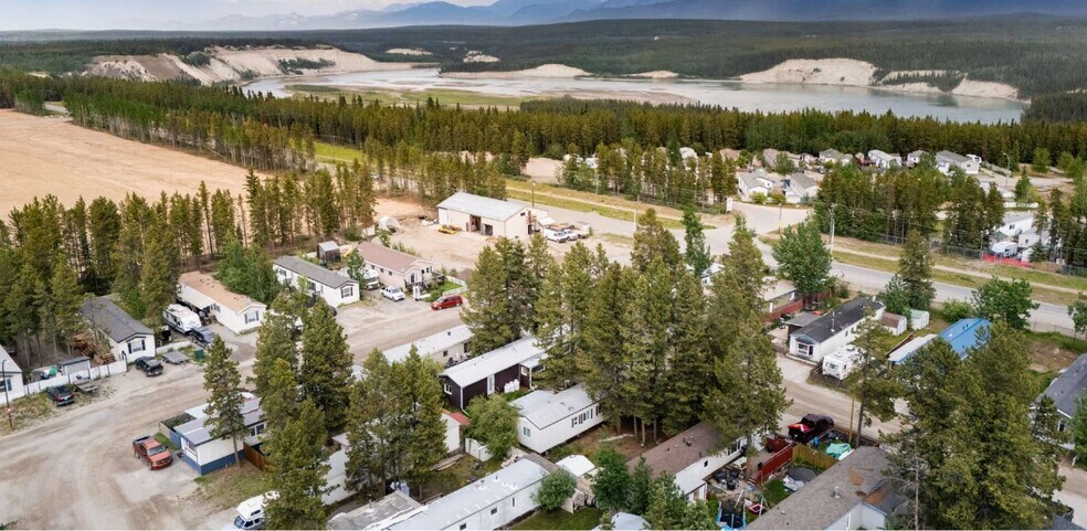 More Photos Of 986 Range Rd, Whitehorse Manufactured Housing Mobile Home Park For Sale