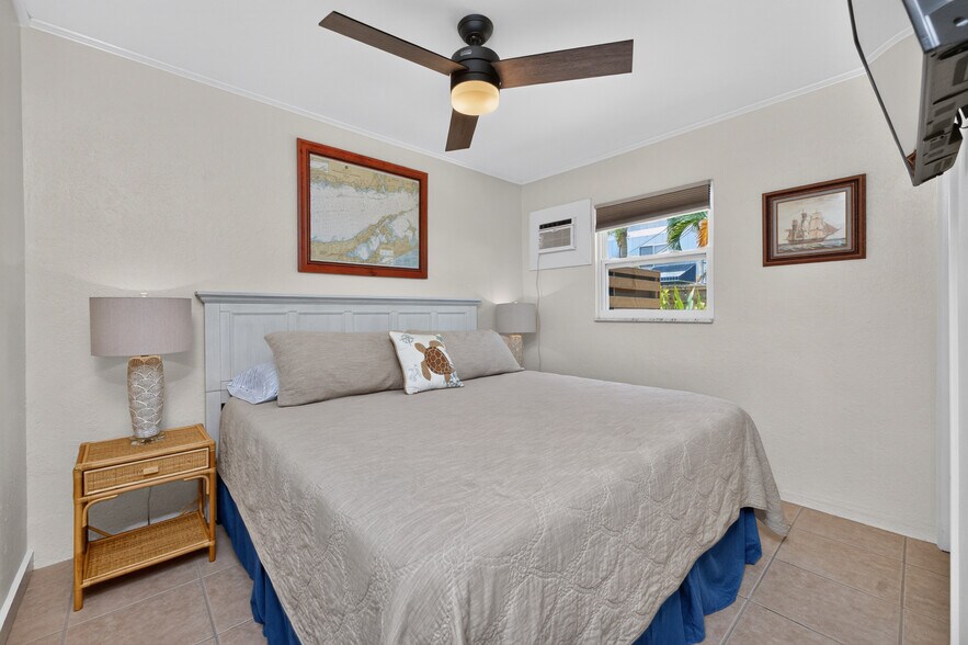 More Photos Of 1130 Gulf Blvd, Englewood Apartments For Sale