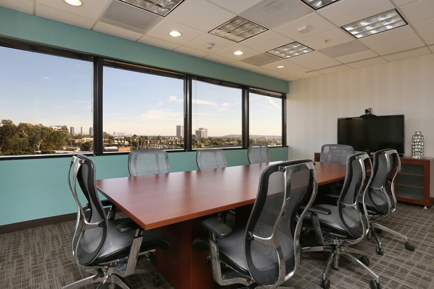 More Photos Of 6080 Center Dr, Los Angeles Office For Sale