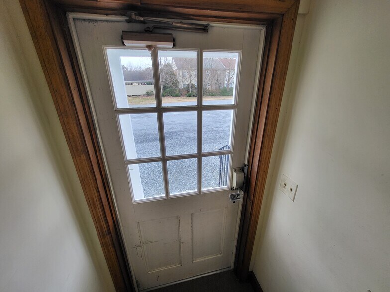 More Photos Of 506 Brookletts Ave, Easton Office For Sale