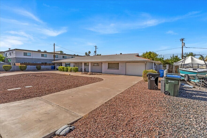 More Photos Of , Phoenix Multifamily For Sale