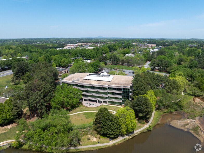 More Photos Of 6455 E Johns Xing, Johns Creek Office For Lease