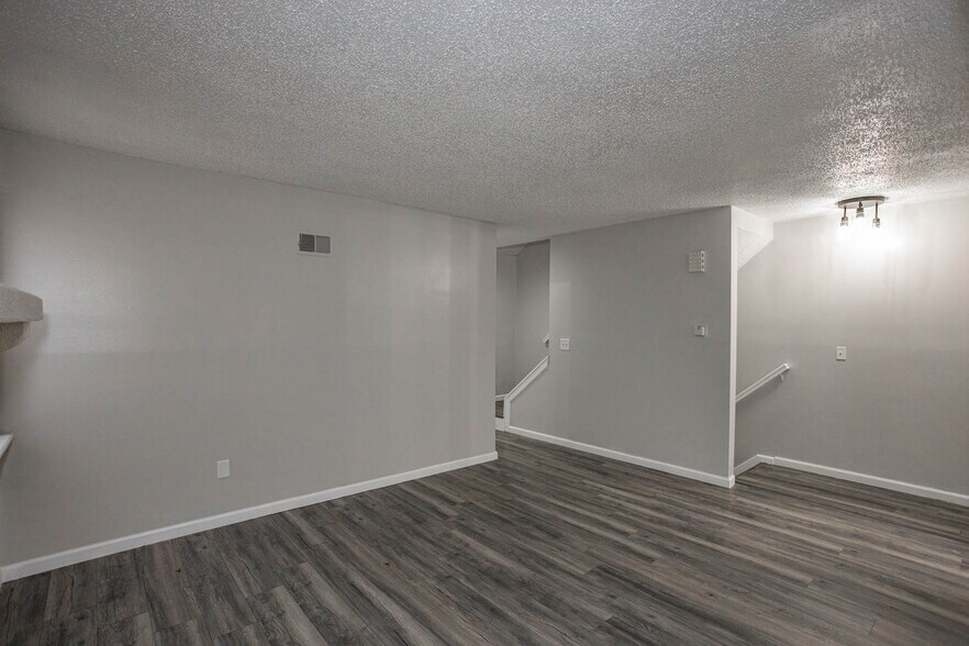 More Photos Of 3108 Eaton St, Kansas City Multifamily For Sale
