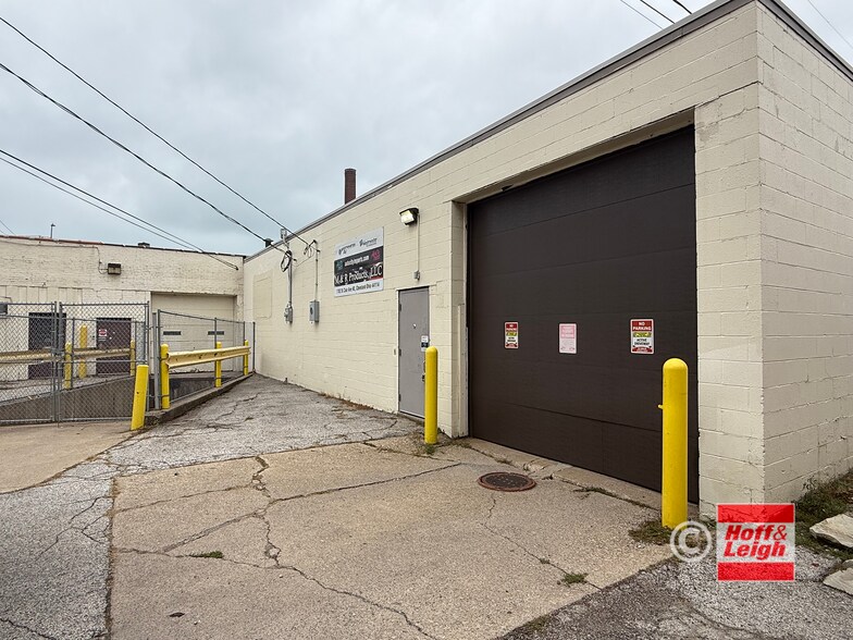 More Photos Of 1702 St Clair Ave, Cleveland Warehouse For Lease