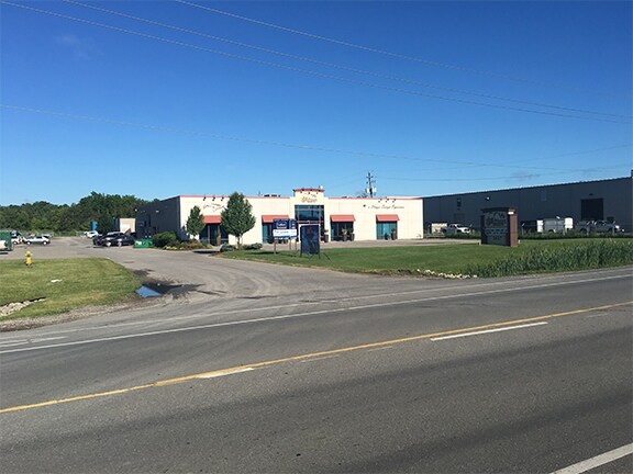 More Photos Of 3537 White Oak Rd, London Warehouse For Lease
