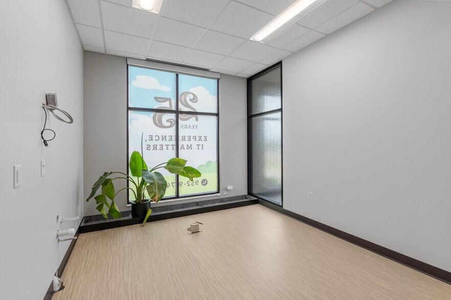 More Photos Of 18389 Orchard Trl, Lakeville Medical For Lease