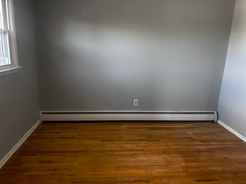 More Photos Of 407 Brick Blvd, Brick Apartments For Sale