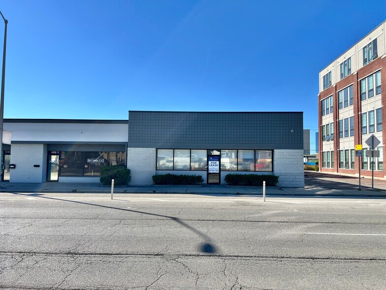 More Photos Of 1340 N Illinois St, Indianapolis Showroom For Lease