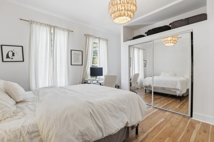 More Photos Of 521 W 37th St, Savannah Multifamily For Sale