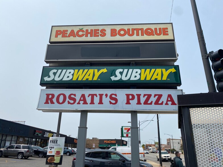 More Photos Of 5893-5915 S Archer Ave, Chicago Freestanding For Lease