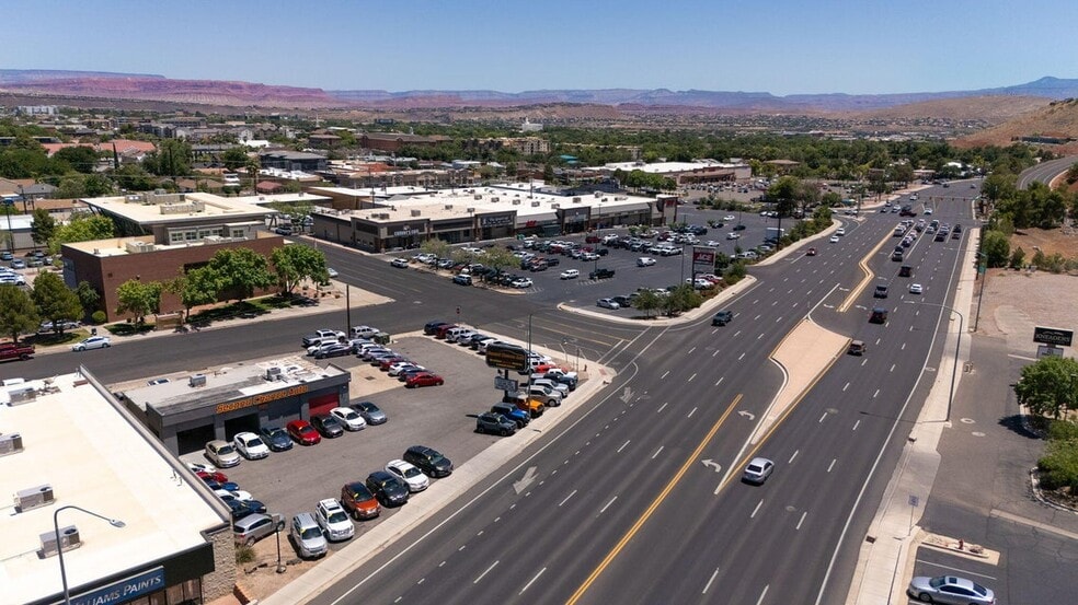 More Photos Of 222 N Bluff St, St George General Retail For Sale
