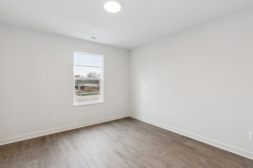 More Photos Of 3212-3244 S. Victoria St, Wichita Apartments For Sale