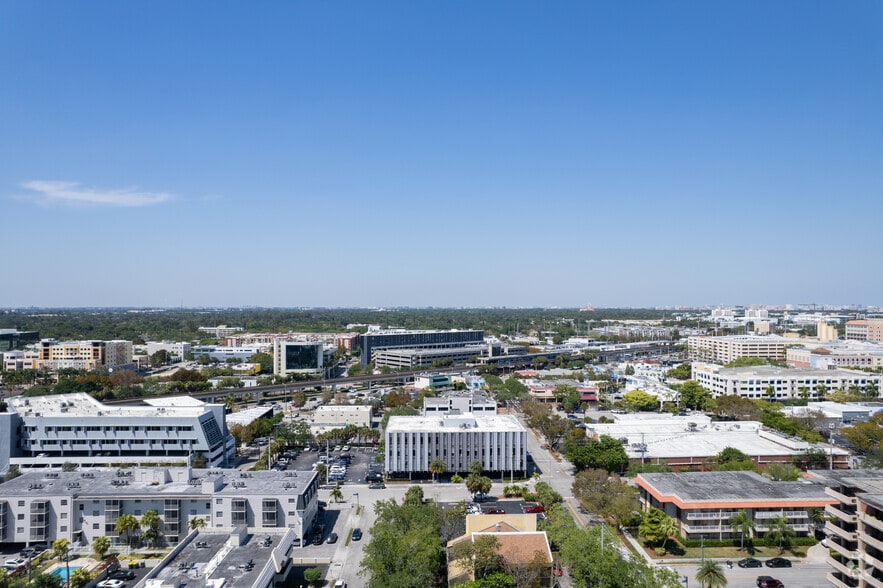More Photos Of 5901 SW 74th St, Miami Medical For Lease