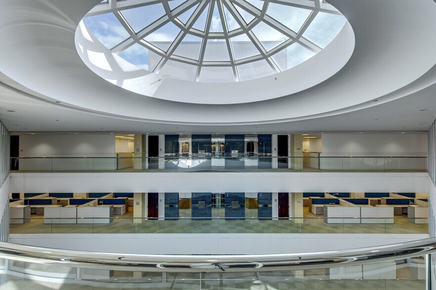 More Photos Of 16666 Northchase Dr, Houston Office For Lease