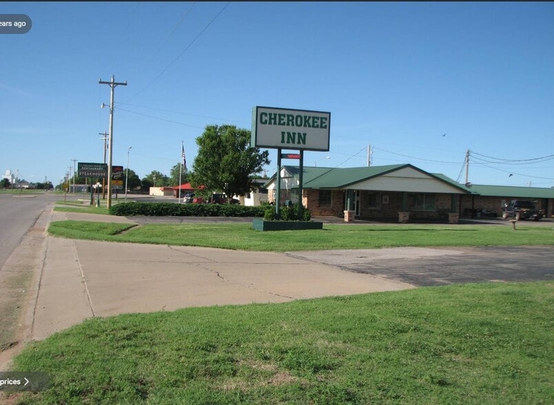 More Photos Of 1720 S Grand Ave, Cherokee Hotel For Sale
