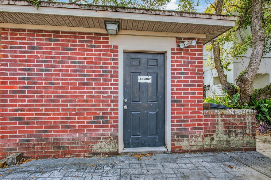 More Photos Of 1710 River Rd, Jacksonville Apartments For Sale