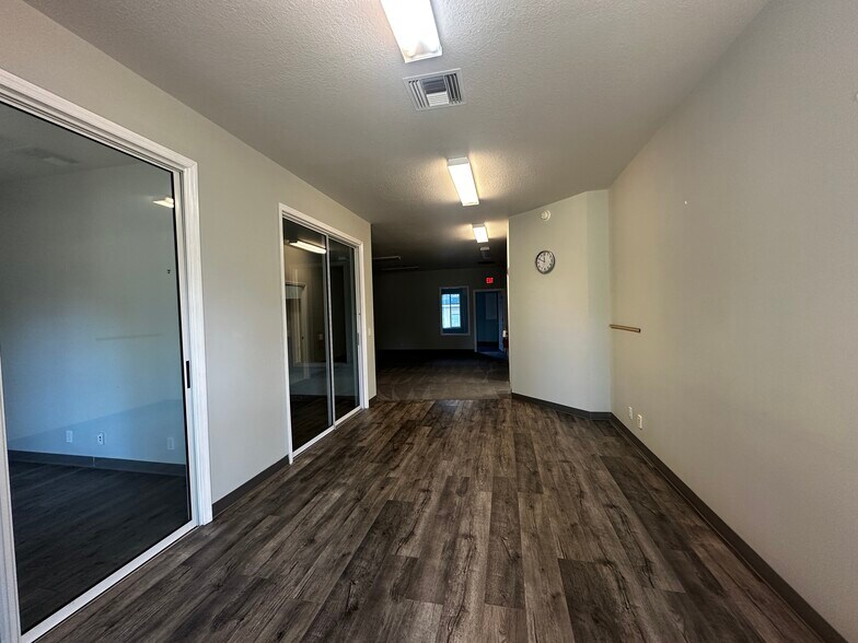 More Photos Of 1302 SE 25th Loop, Ocala Medical For Lease