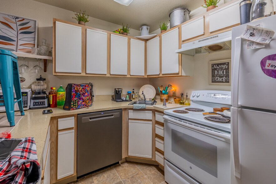 More Photos Of 6300 S Headley Rd, Tucson Apartments For Sale