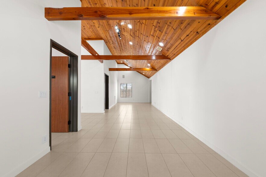 More Photos Of 543 S Brea Blvd, Brea Office For Lease