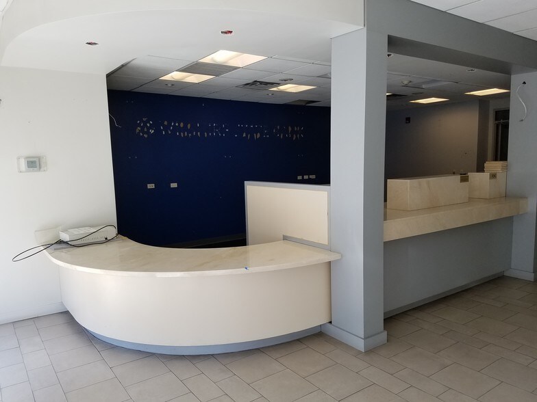 More Photos Of 215 Main St, Fort Lee Office For Sale