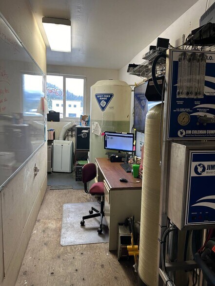 More Photos Of 5410 Bent Ct, Juneau Carwash For Sale