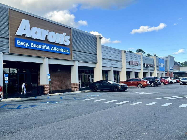 More Photos Of 2020 W Pensacola St, Tallahassee Storefront For Lease