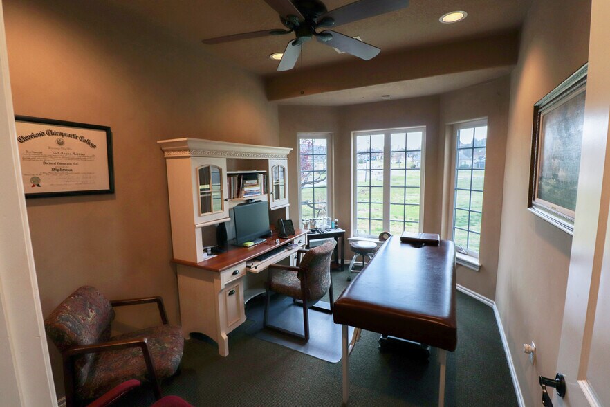More Photos Of 9225 S Toledo Ave, Tulsa Office For Sale