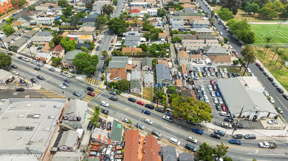 More Photos Of 4106 S San Pedro St, Los Angeles Apartments For Sale