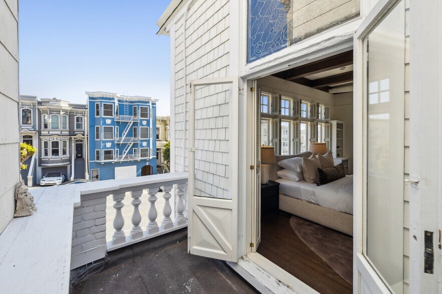 More Photos Of 2332-2334 California Street, San Francisco Apartments For Sale
