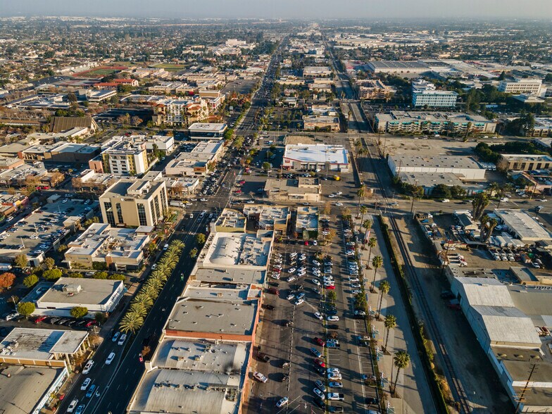 More Photos Of 8236 - 8276 Firestone, Downey Storefront For Sale