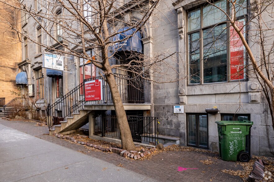More Photos Of 1031 St Saint-Denis, Montréal Storefront Retail Office For Sale
