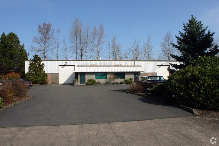 Primary Photo Of 9625 N Ramsey Blvd, Portland Warehouse For Sale