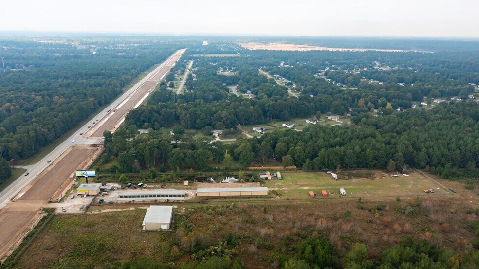 More Photos Of 17111 Highway 242, Conroe Self Storage For Lease