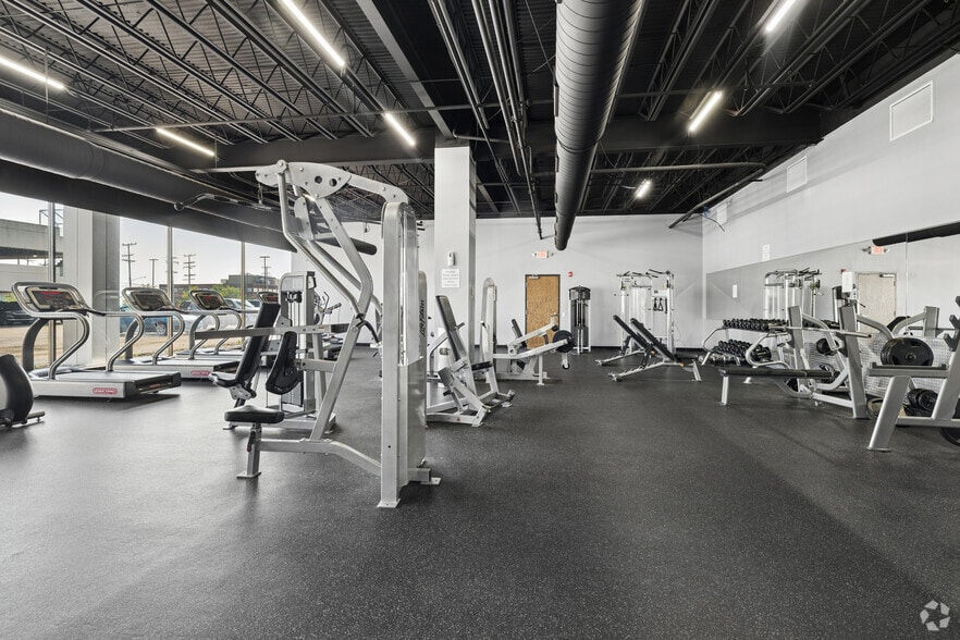 More Photos Of 875 Greentree Rd, Pittsburgh Office For Sale