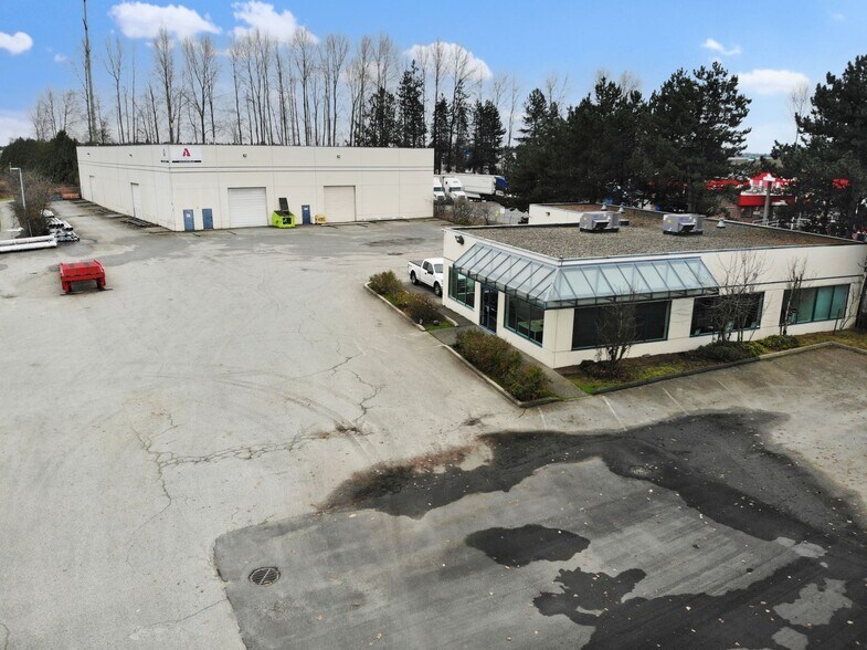 More Photos Of 10238 Nordel Ct, Delta Warehouse For Lease