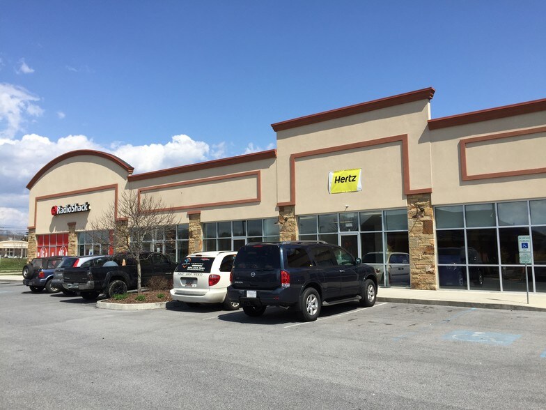 More Photos Of 2637 E Stone Dr, Kingsport Storefront Retail Office For Lease