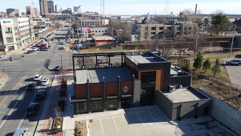 More Photos Of 2120 Ingersoll Ave, Des Moines Restaurant For Sale