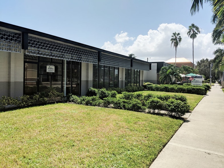 More Photos Of 2161 Mcgregor Blvd, Fort Myers Office For Sale