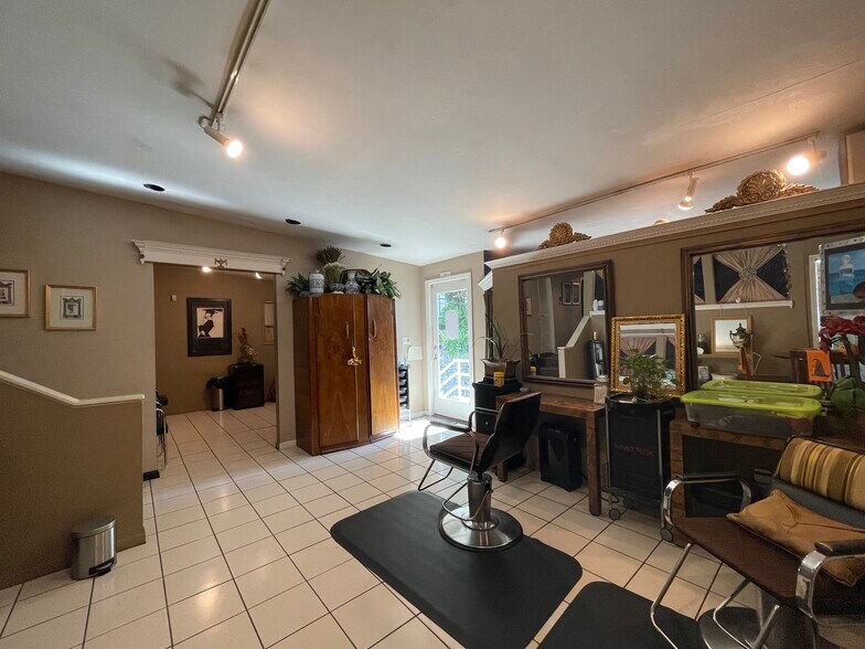 More Photos Of 4 Beck St NW, Atlanta Storefront Retail Office For Sale