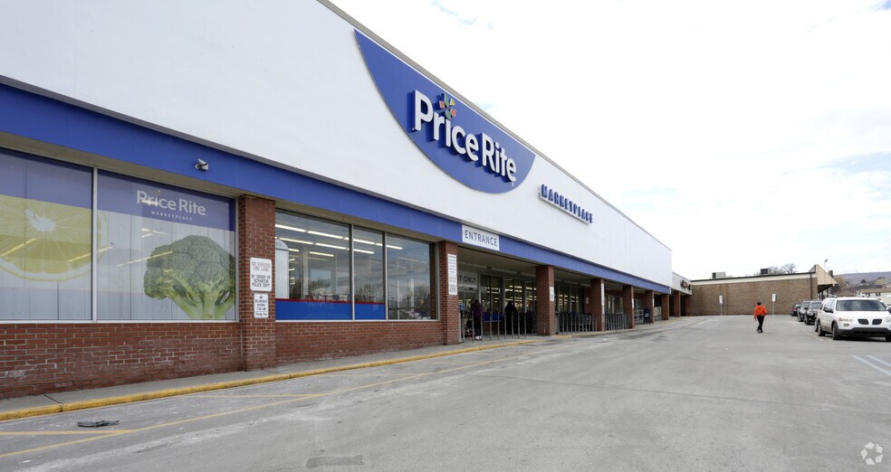 More Photos Of 611 Luzerne St, Scranton Storefront For Lease