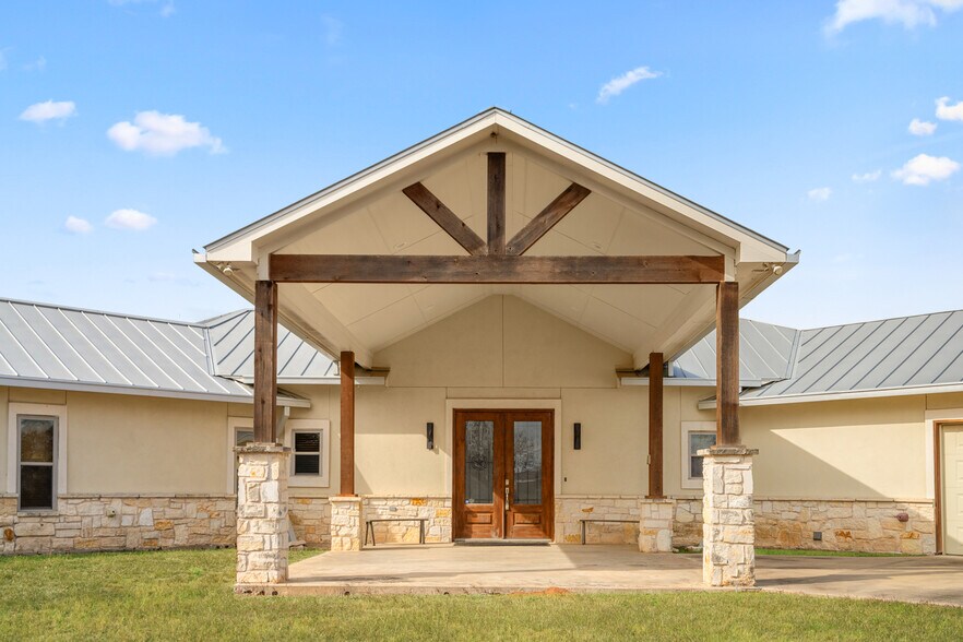 More Photos Of 145 State Loop 92, La Grange Specialty For Sale